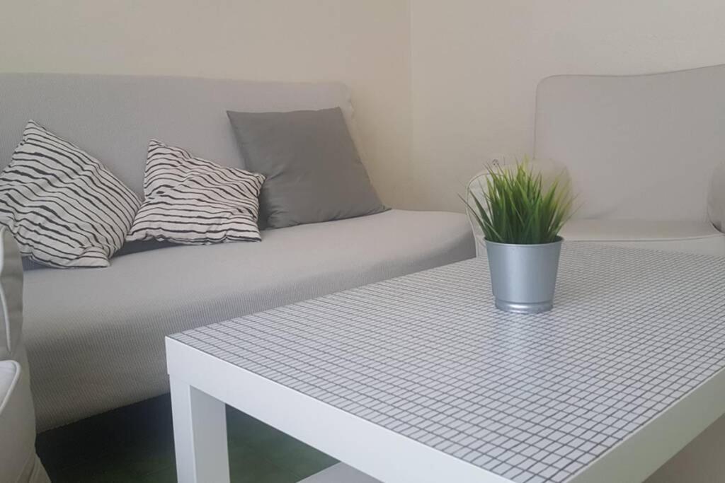 Bonito Apartamento Triana-Los Remedios Sevilla Exterior foto