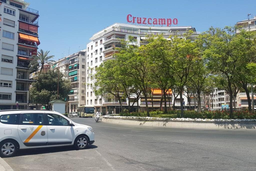 Bonito Apartamento Triana-Los Remedios Sevilla Exterior foto